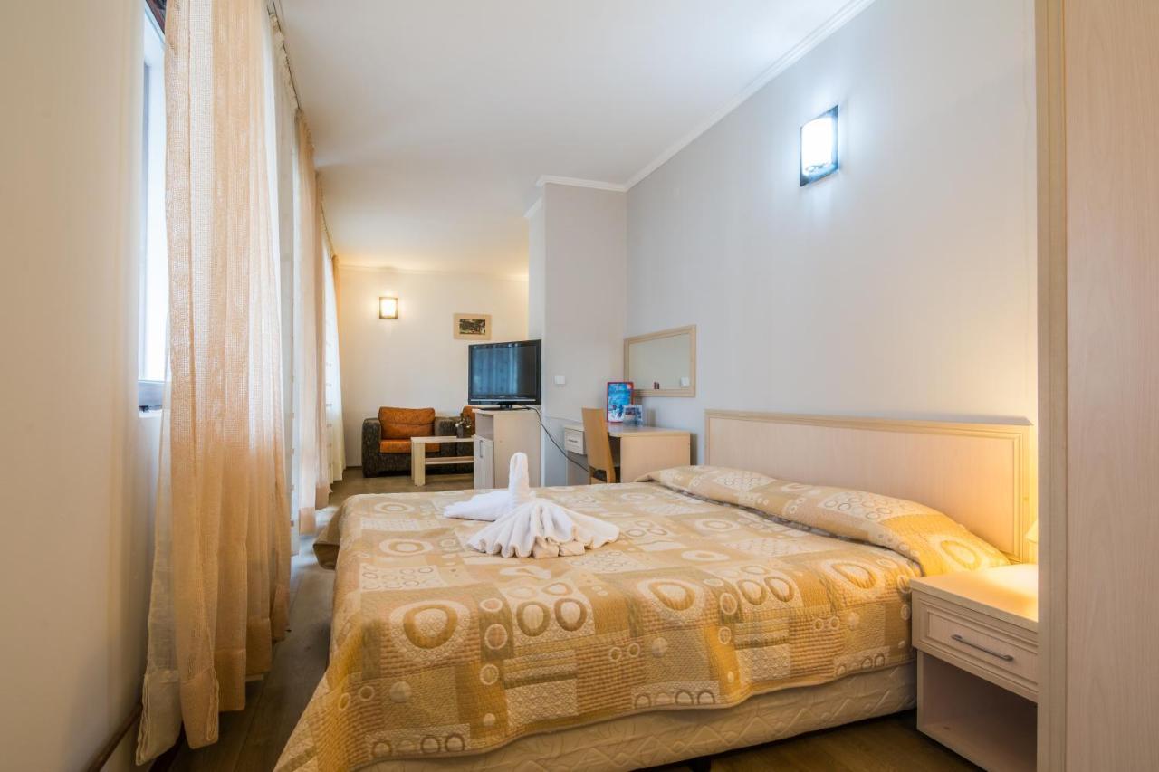 Apart Hotel Stenata Pamporowo Zewnętrze zdjęcie