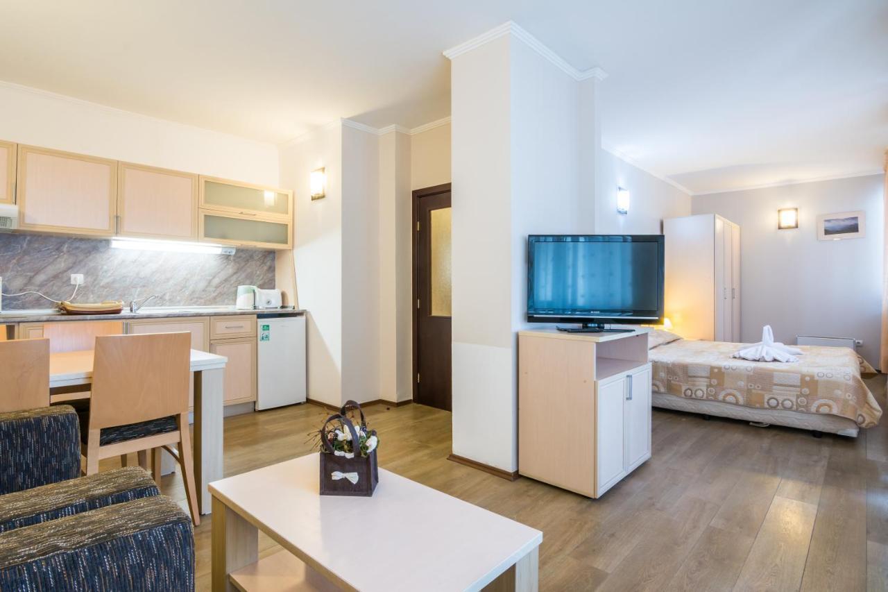 Apart Hotel Stenata Pamporowo Zewnętrze zdjęcie